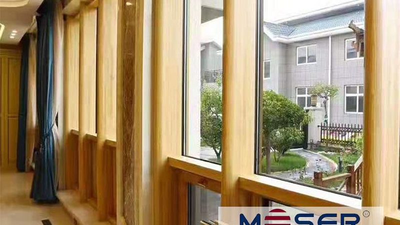 系统门窗玻璃密封条更换方法